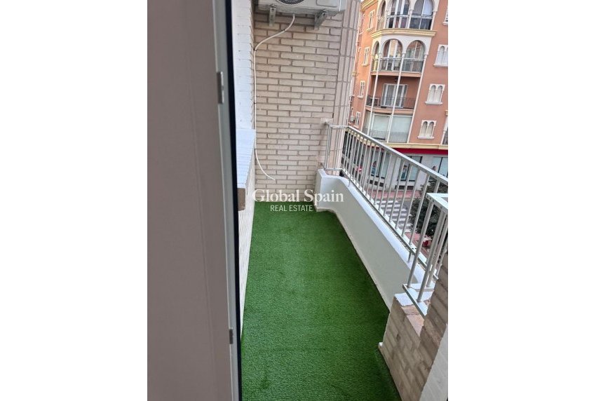 Odsprzedaż - MIESZKANIE -
TORREVIEJA - Estacion de autobuses