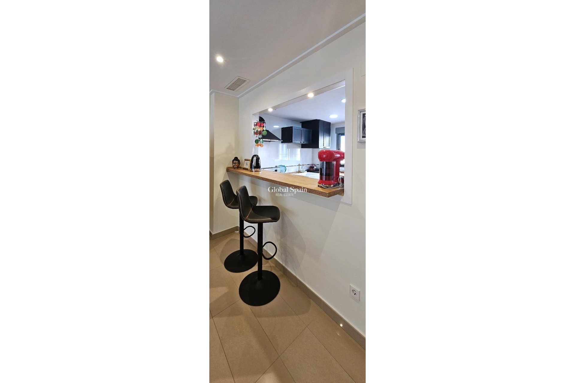 Odsprzedaż - MIESZKANIE -
TORREVIEJA - Estacion de autobuses