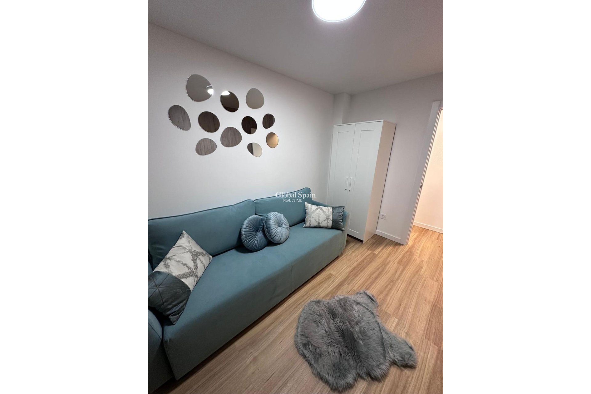 Odsprzedaż - MIESZKANIE -
TORREVIEJA - Estacion de autobuses