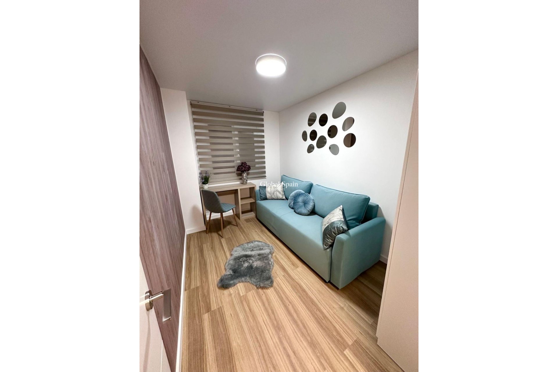 Odsprzedaż - MIESZKANIE -
TORREVIEJA - Estacion de autobuses