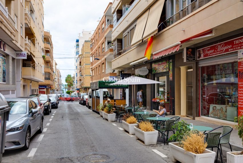 Odsprzedaż - MIESZKANIE -
TORREVIEJA - Estacion de autobuses