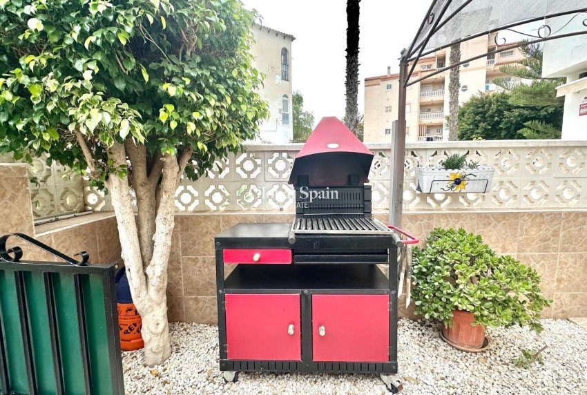 Odsprzedaż - MIESZKANIE -
TORREVIEJA - Estacion de autobuses