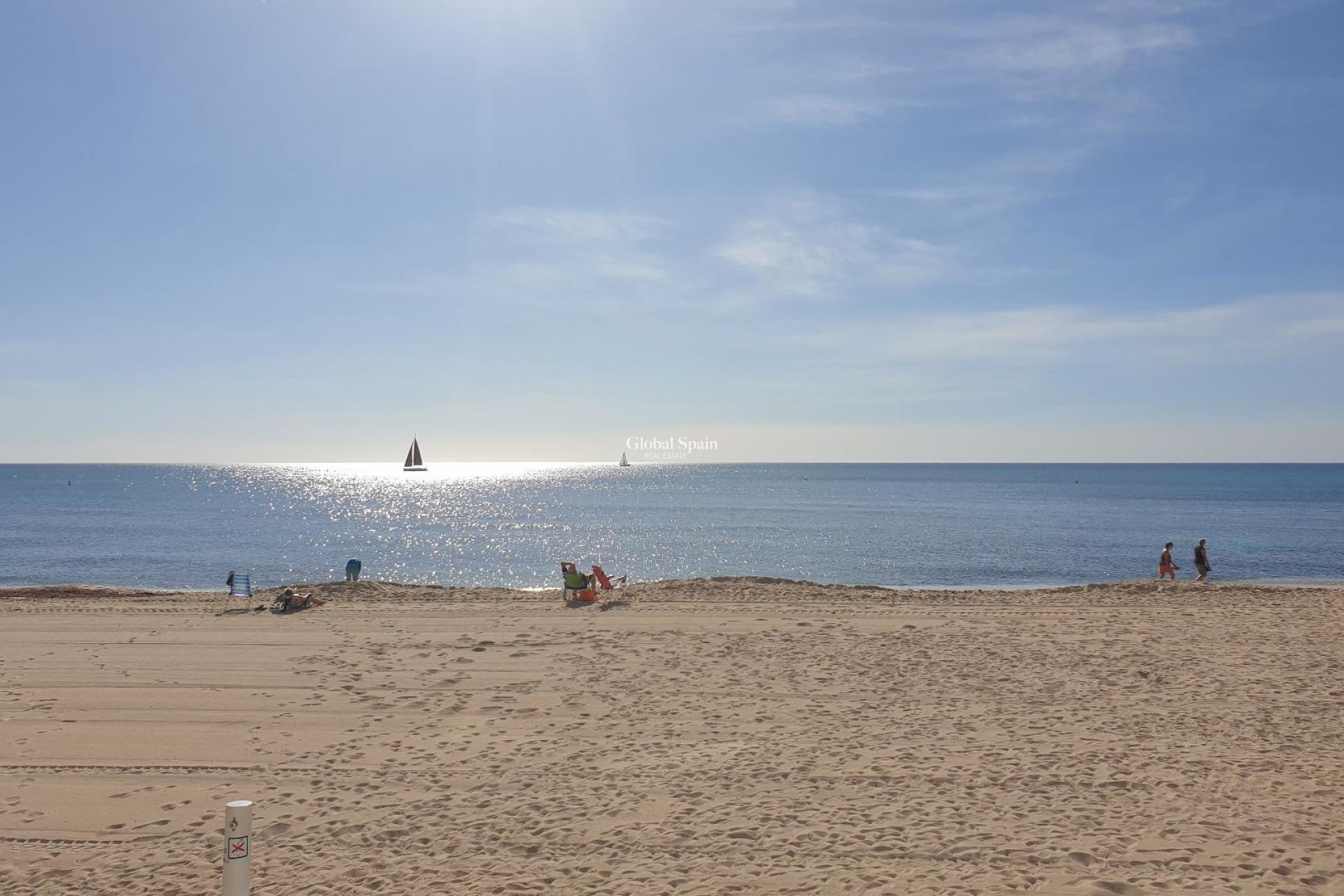 Odsprzedaż - MIESZKANIE -
TORREVIEJA - Estacion de autobuses