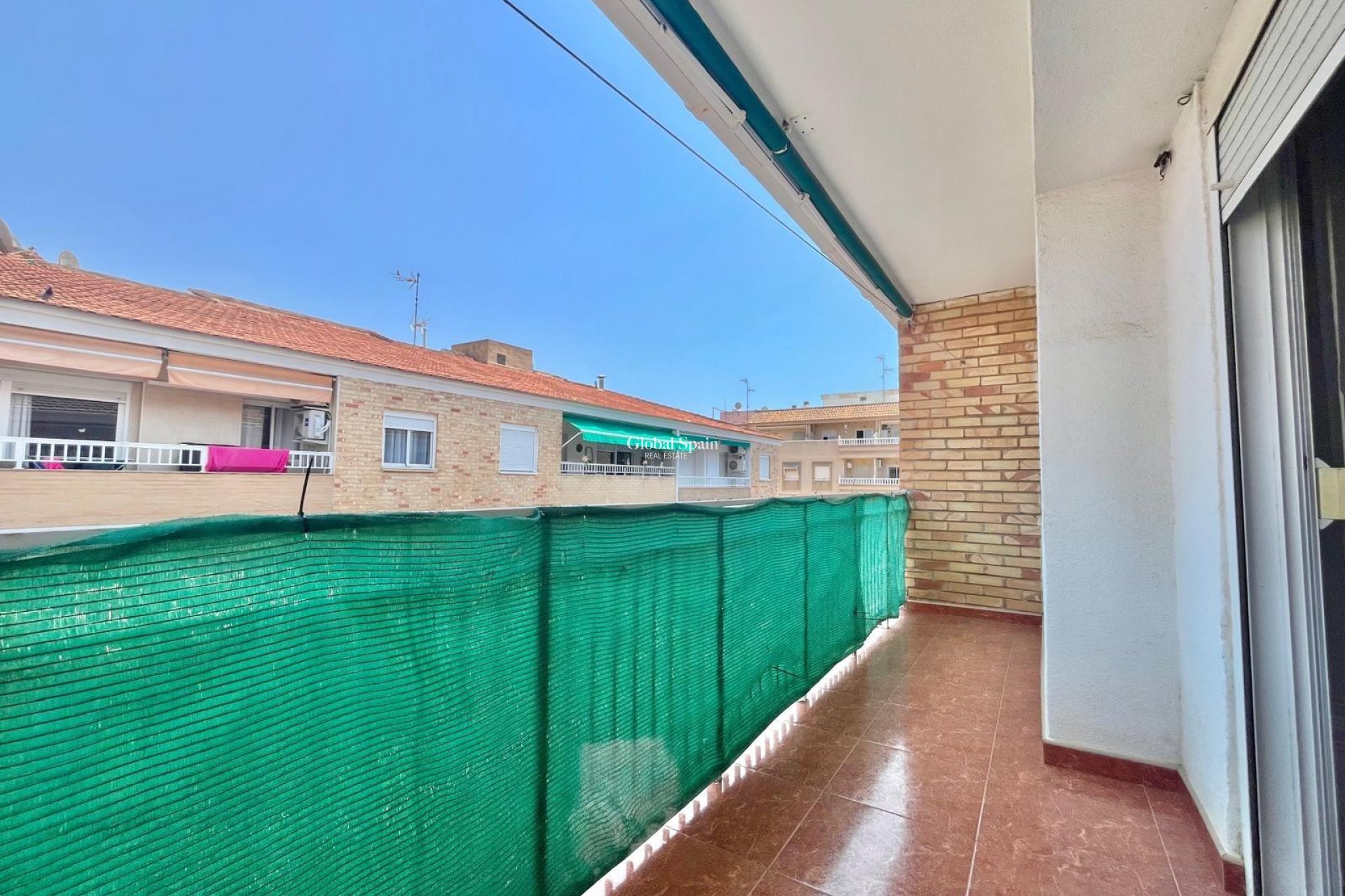Odsprzedaż - MIESZKANIE -
TORREVIEJA - Estacion de autobuses