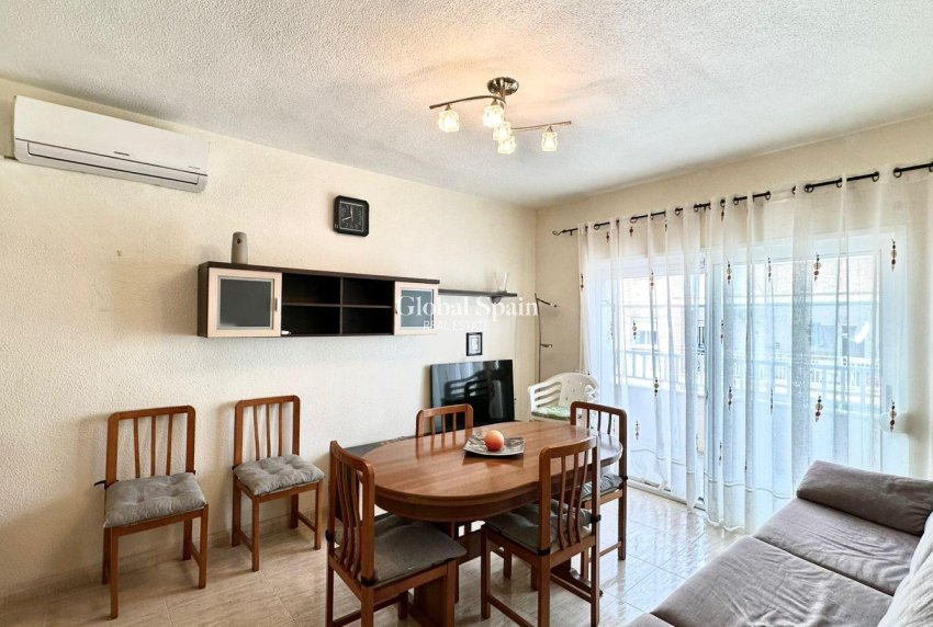 Odsprzedaż - MIESZKANIE -
TORREVIEJA - Estacion de autobuses