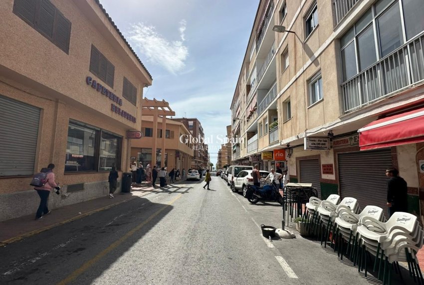Odsprzedaż - MIESZKANIE -
TORREVIEJA - Estacion de autobuses