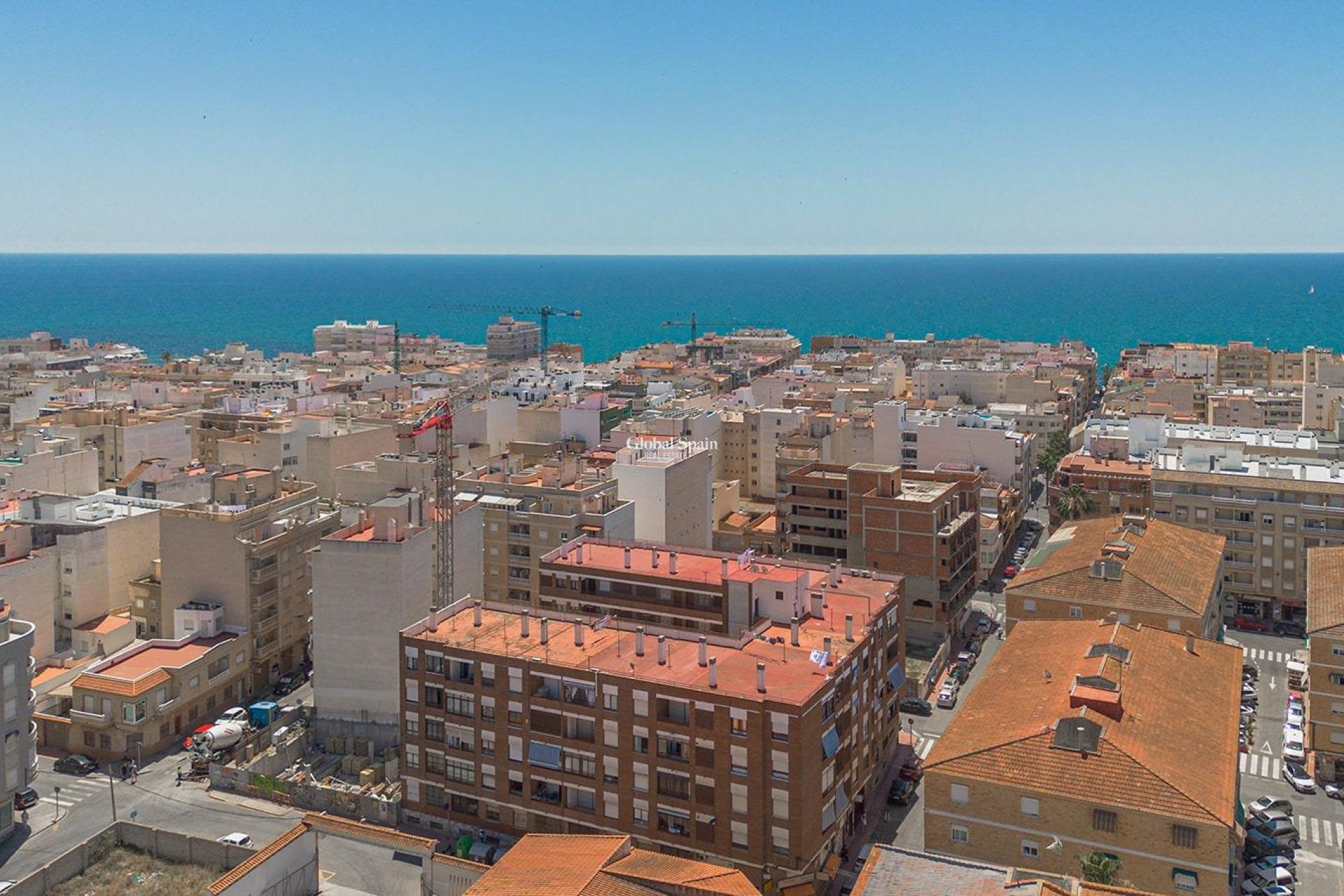 Odsprzedaż - MIESZKANIE -
TORREVIEJA - Estacion de autobuses