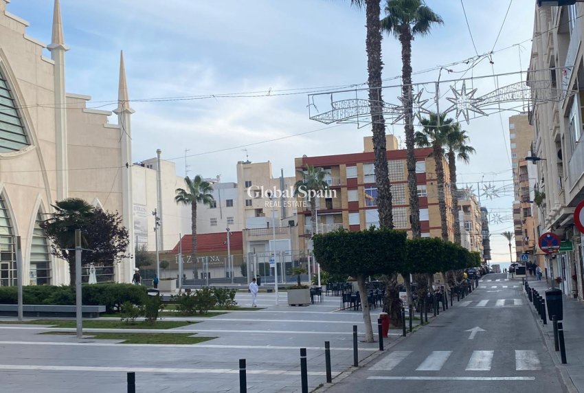 Odsprzedaż - MIESZKANIE -
TORREVIEJA - Estacion de autobuses