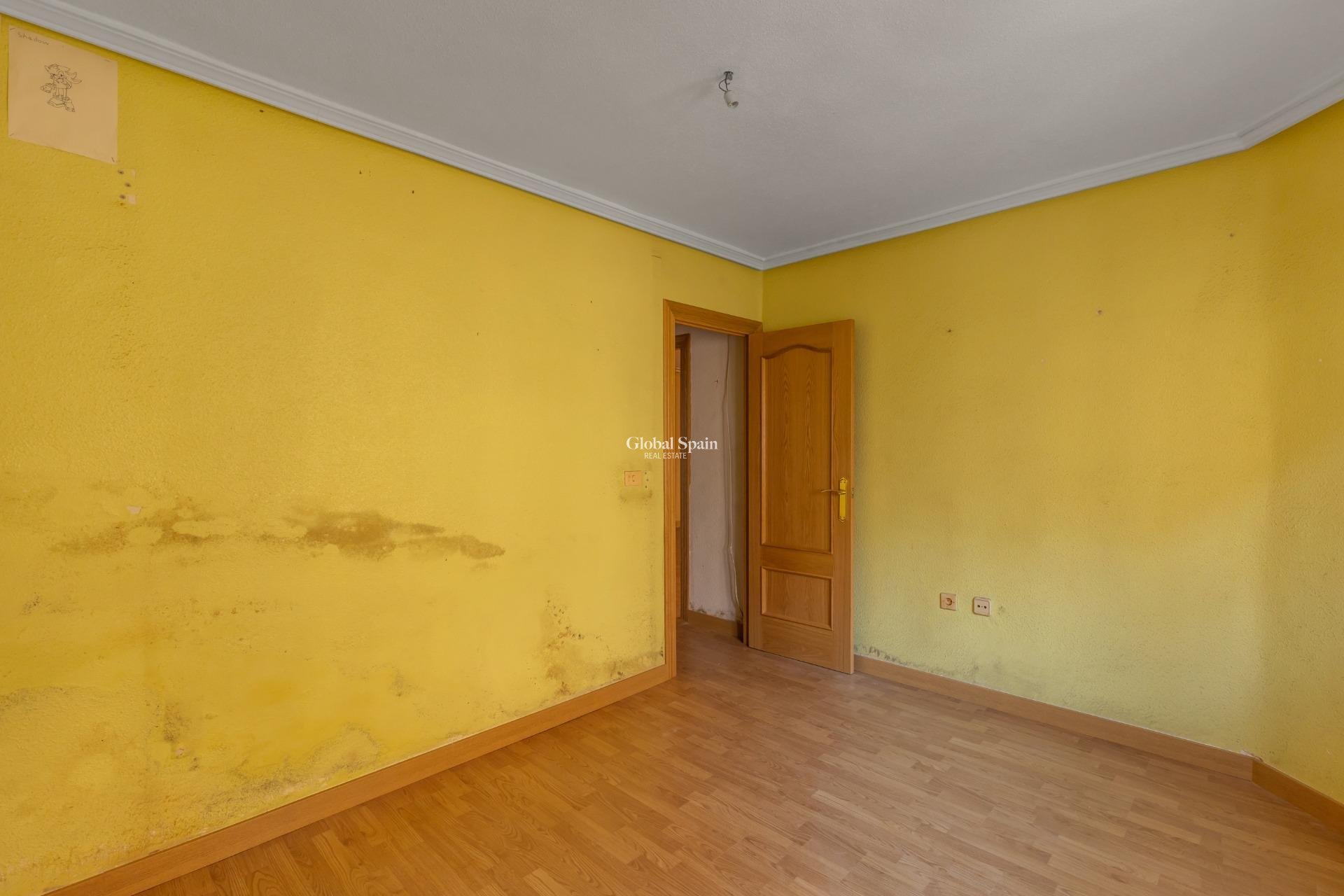 Odsprzedaż - MIESZKANIE -
TORREVIEJA - Habaneras