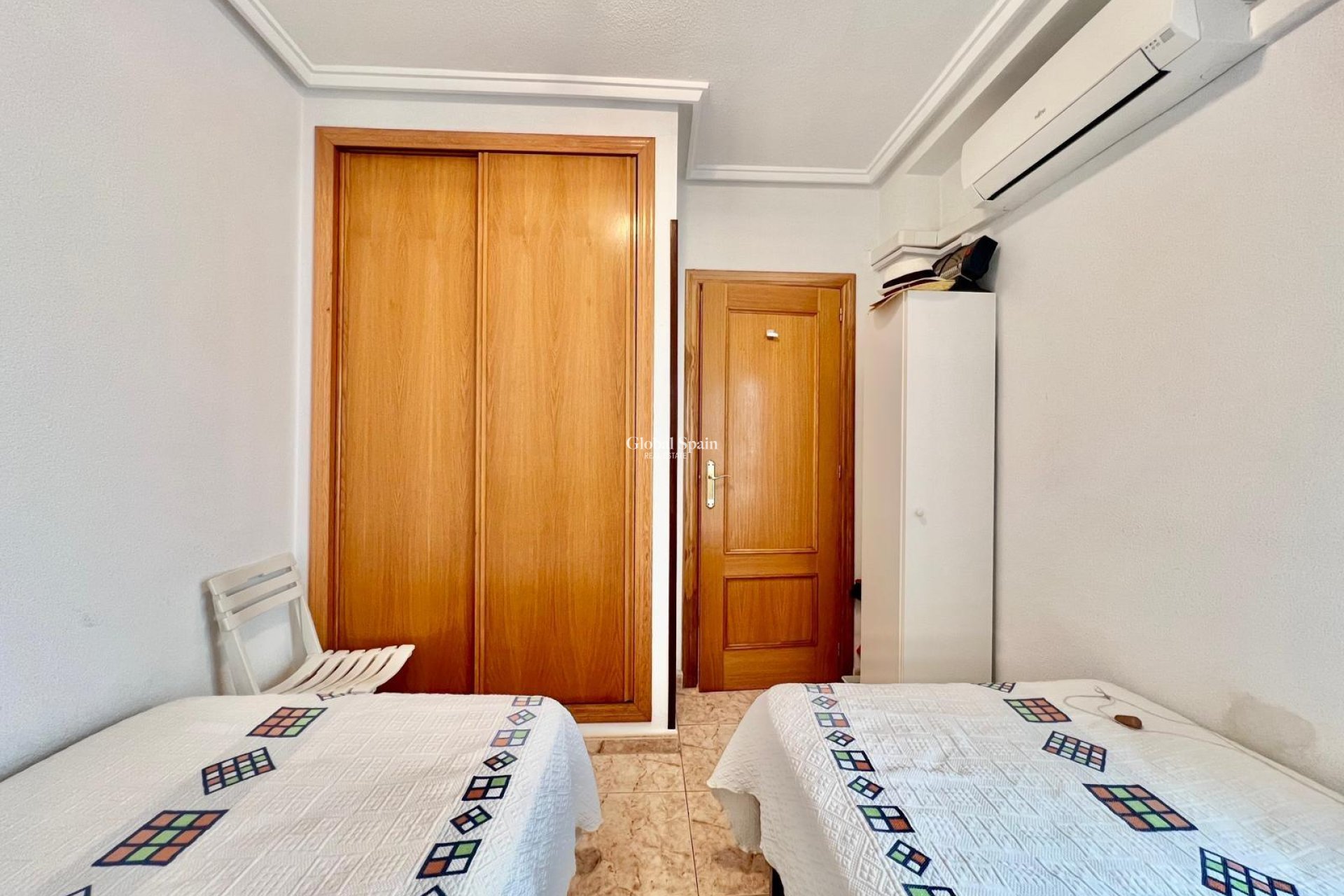 Odsprzedaż - MIESZKANIE -
TORREVIEJA - Habaneras