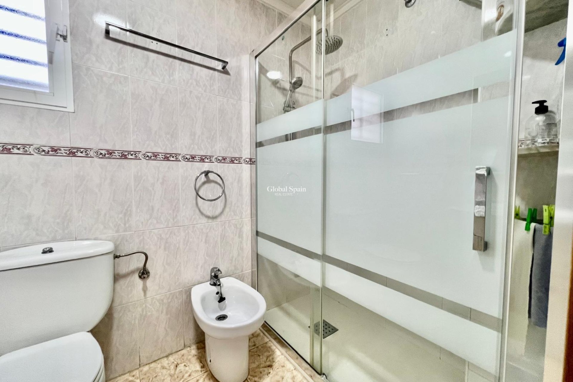 Odsprzedaż - MIESZKANIE -
TORREVIEJA - Habaneras