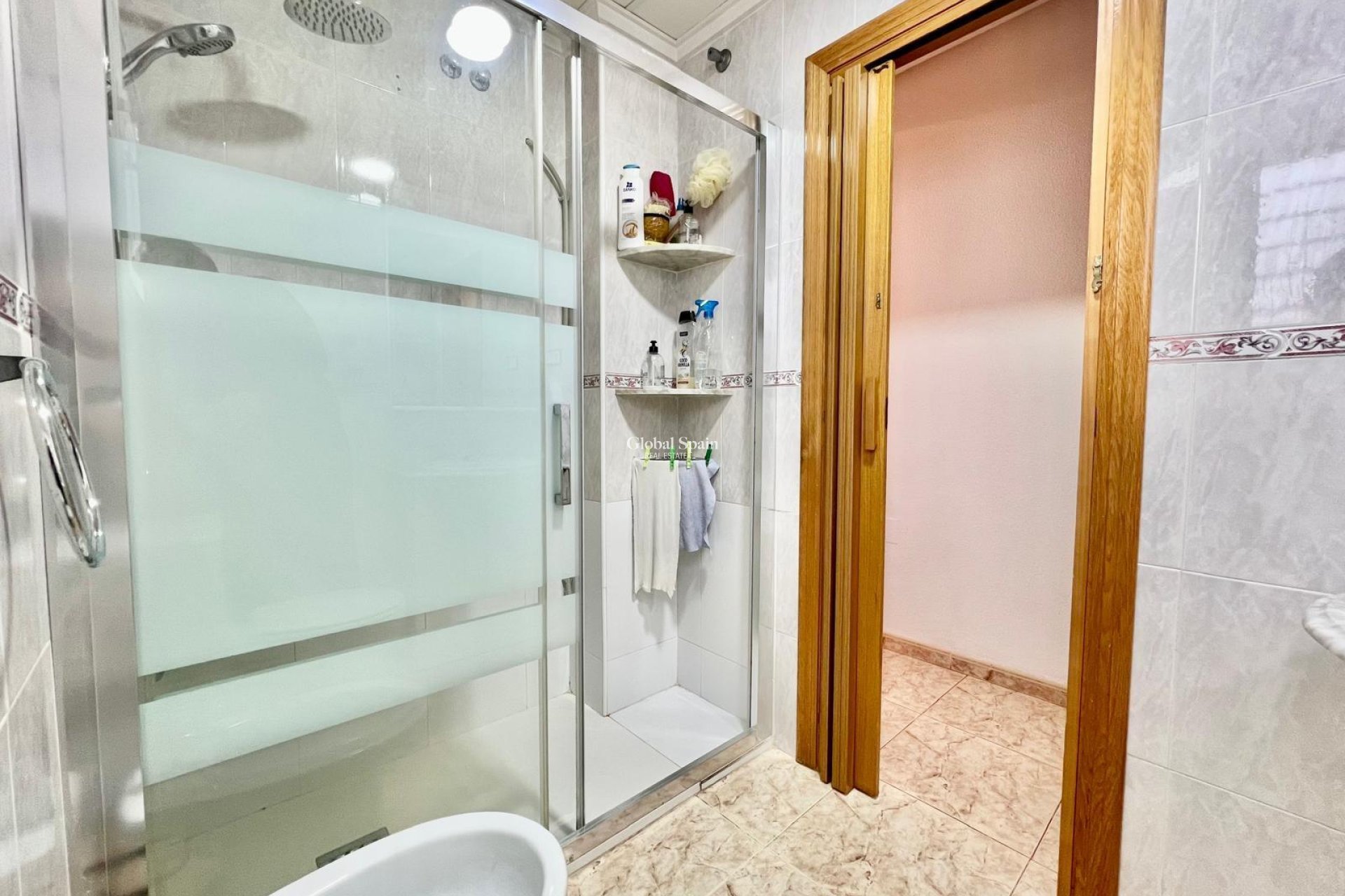 Odsprzedaż - MIESZKANIE -
TORREVIEJA - Habaneras