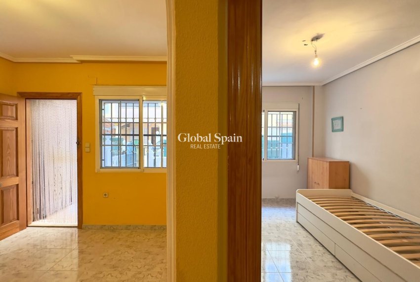 Odsprzedaż - MIESZKANIE -
TORREVIEJA - La Mata pueblo