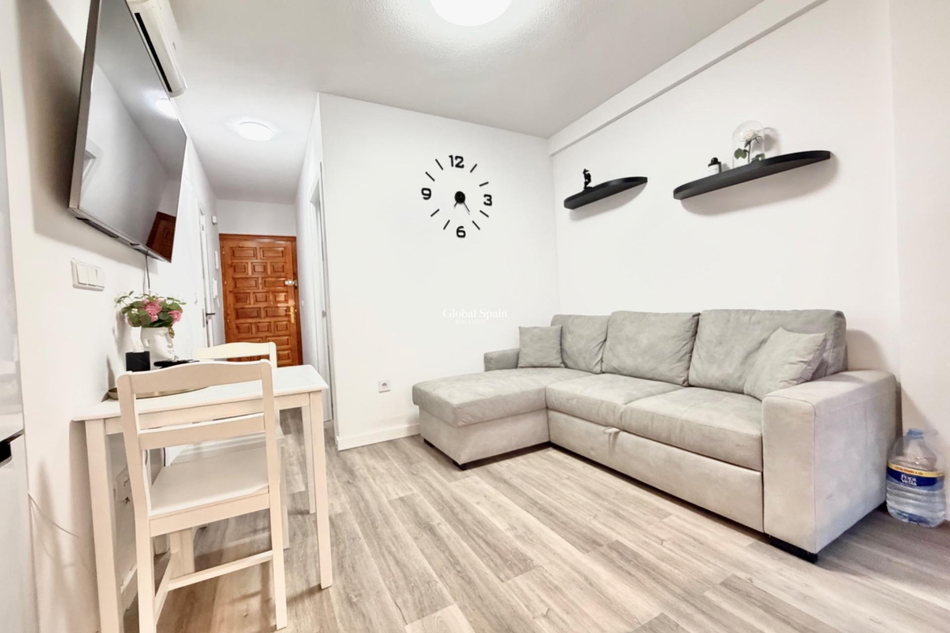 Odsprzedaż - MIESZKANIE -
TORREVIEJA - La Mata pueblo