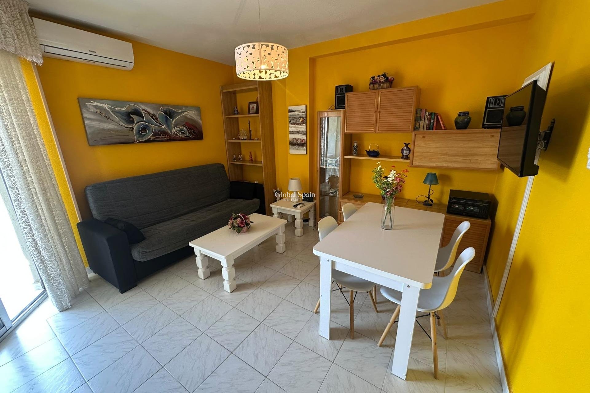 Odsprzedaż - MIESZKANIE -
TORREVIEJA - La Mata pueblo