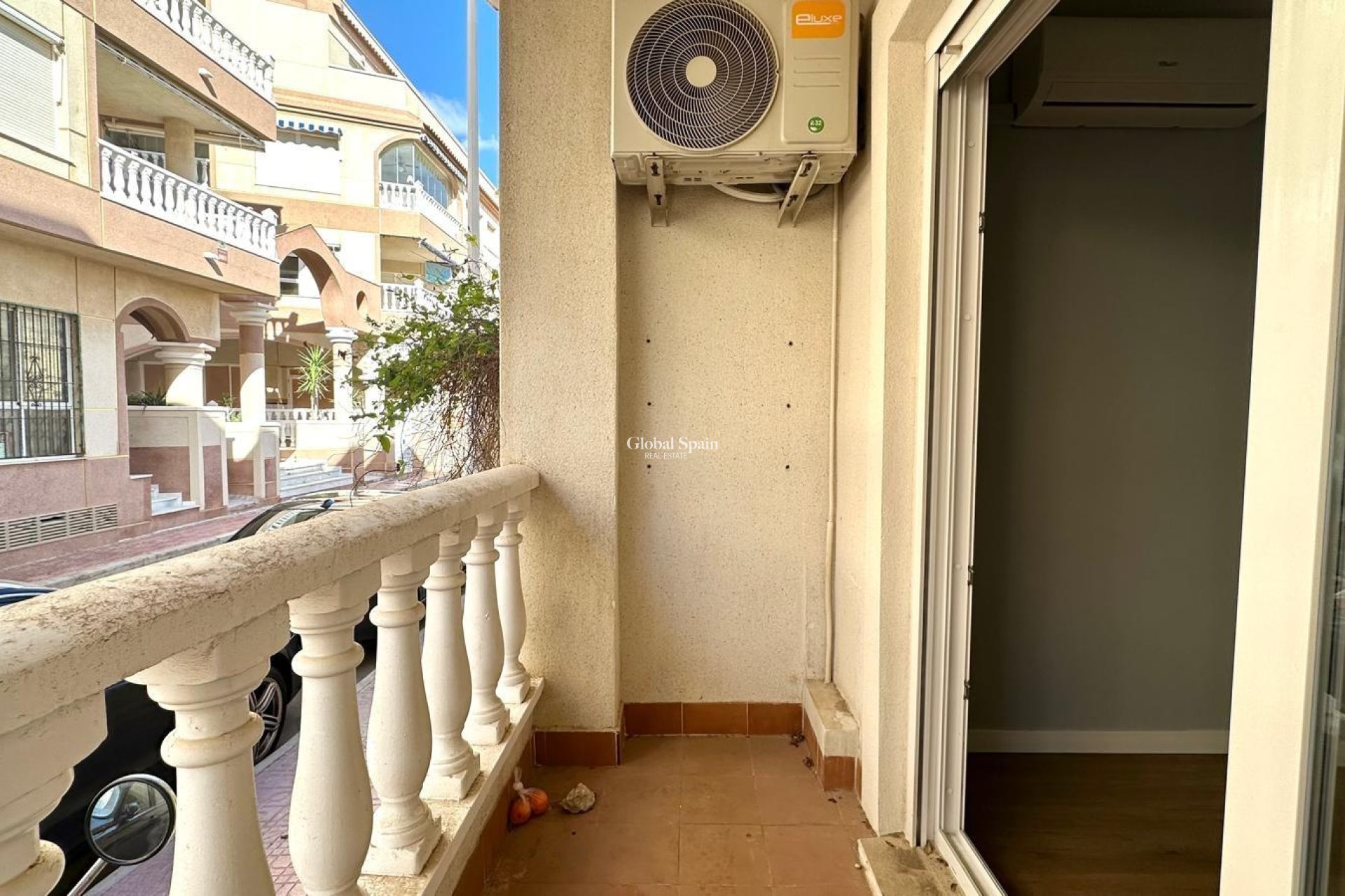 Odsprzedaż - MIESZKANIE -
TORREVIEJA - La Mata pueblo