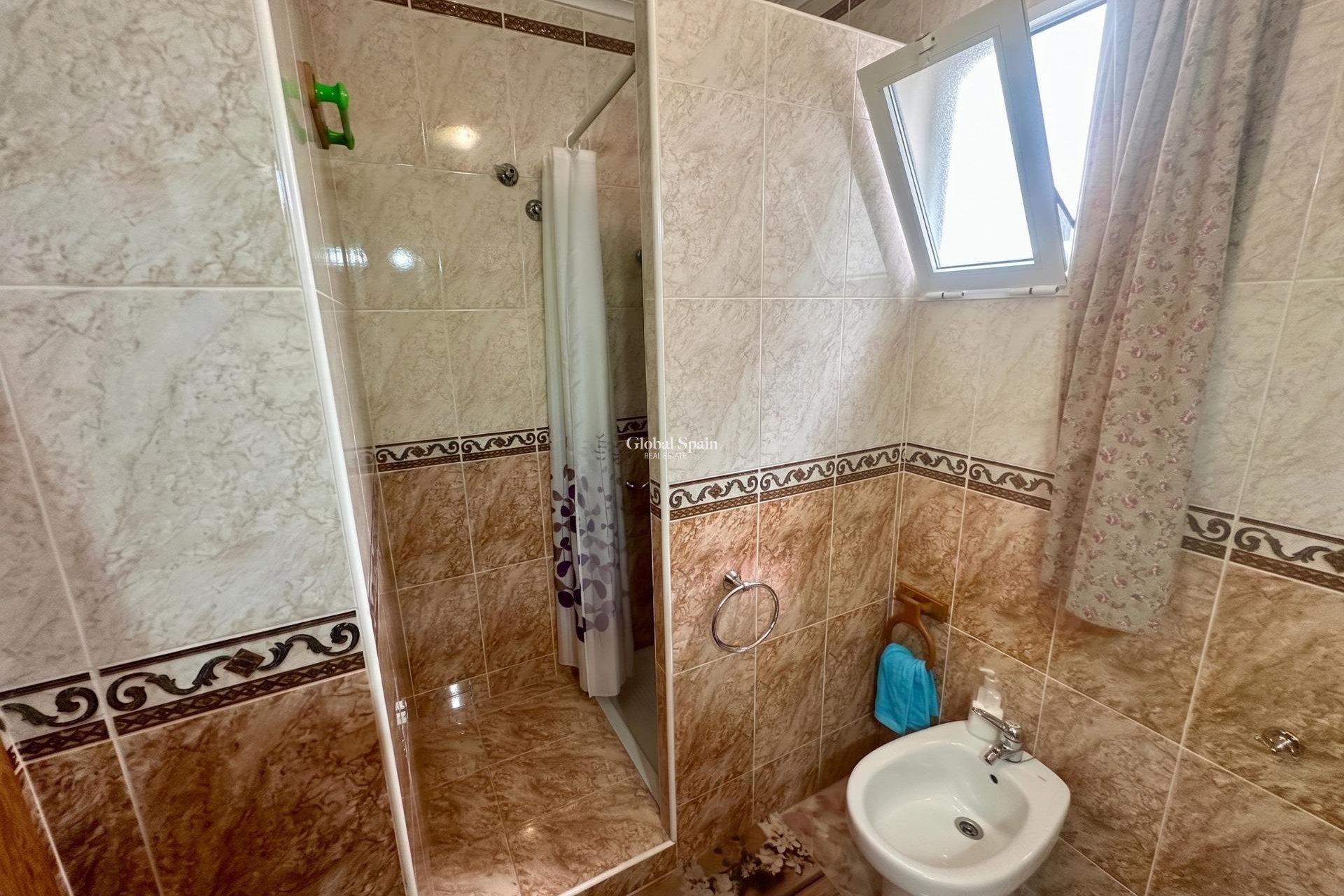 Odsprzedaż - MIESZKANIE -
TORREVIEJA - La Mata pueblo