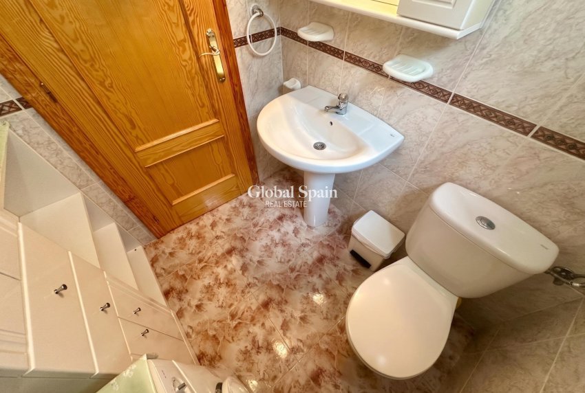 Odsprzedaż - MIESZKANIE -
TORREVIEJA - La Mata pueblo