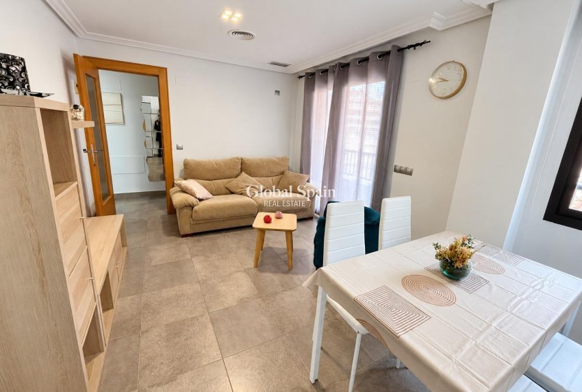 Odsprzedaż - MIESZKANIE -
TORREVIEJA - La Mata pueblo