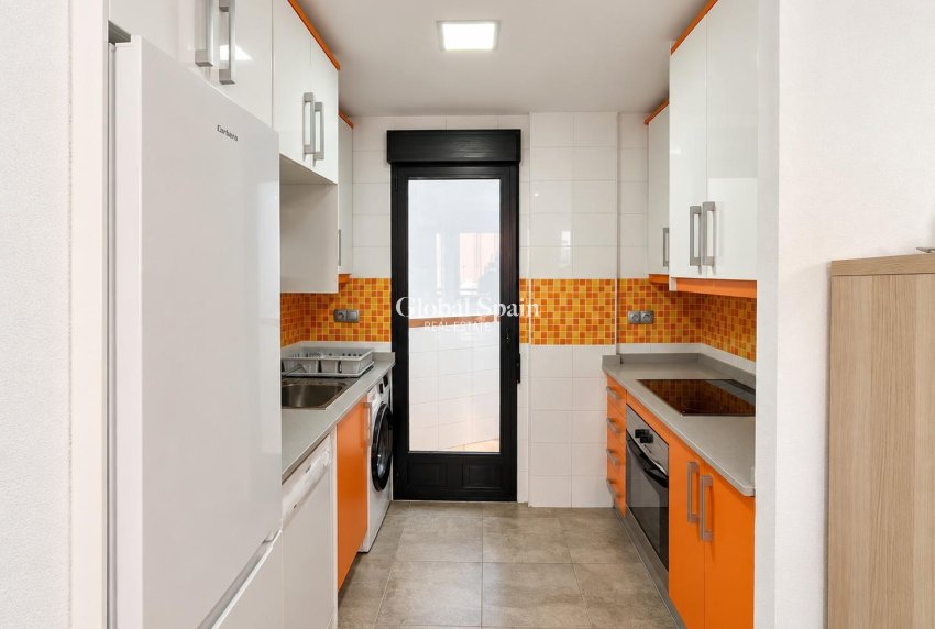Odsprzedaż - MIESZKANIE -
TORREVIEJA - La Mata pueblo