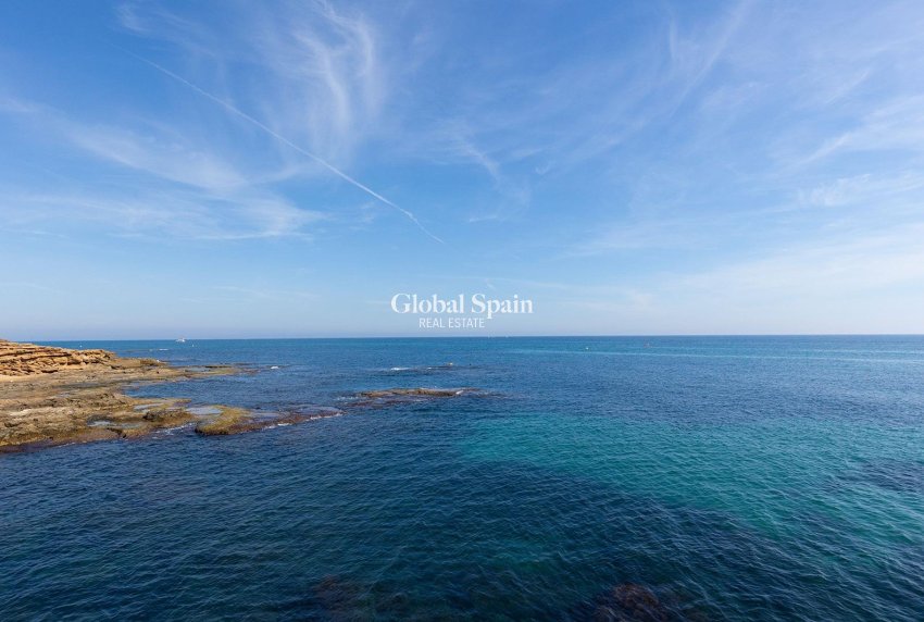 Odsprzedaż - MIESZKANIE -
TORREVIEJA - La Mata