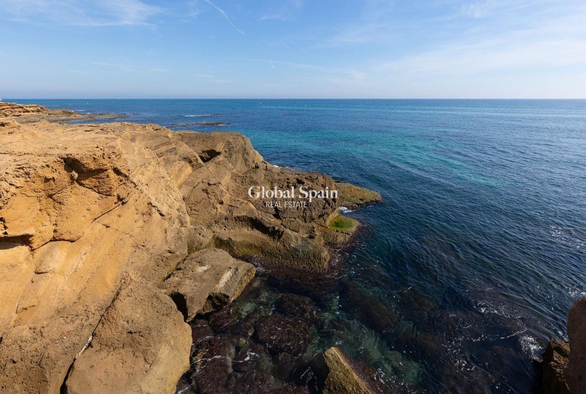 Odsprzedaż - MIESZKANIE -
TORREVIEJA - La Mata