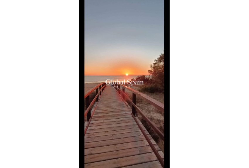 Odsprzedaż - MIESZKANIE -
TORREVIEJA - La Mata