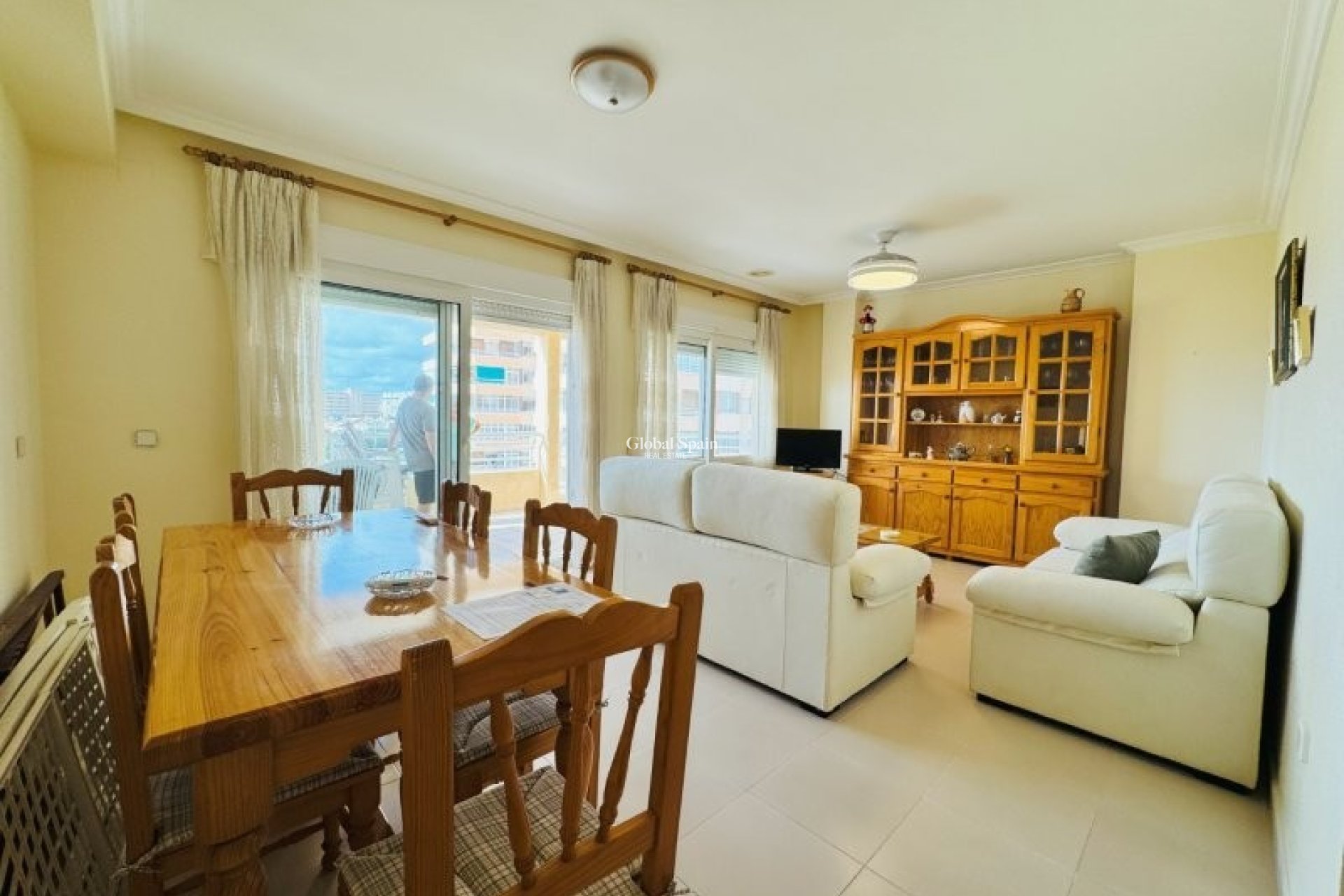 Odsprzedaż - MIESZKANIE -
TORREVIEJA - La Mata