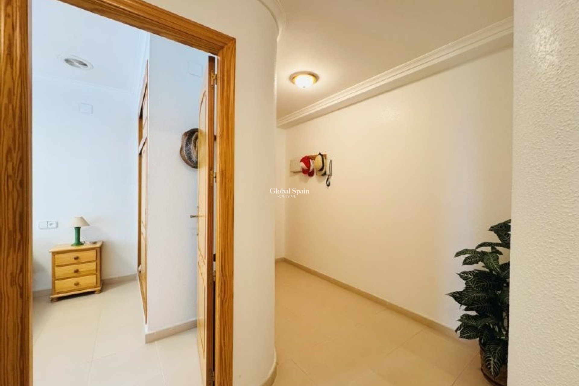 Odsprzedaż - MIESZKANIE -
TORREVIEJA - La Mata