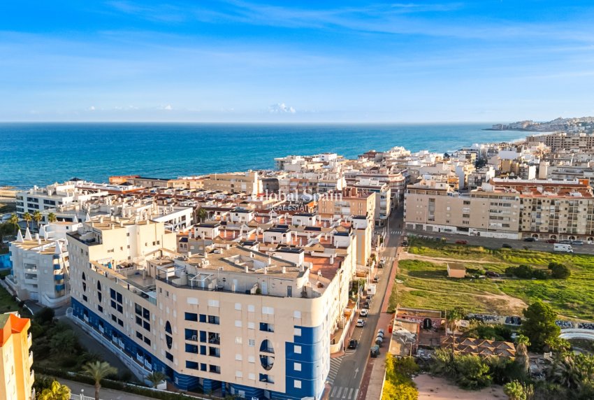 Odsprzedaż - MIESZKANIE -
TORREVIEJA - La Mata