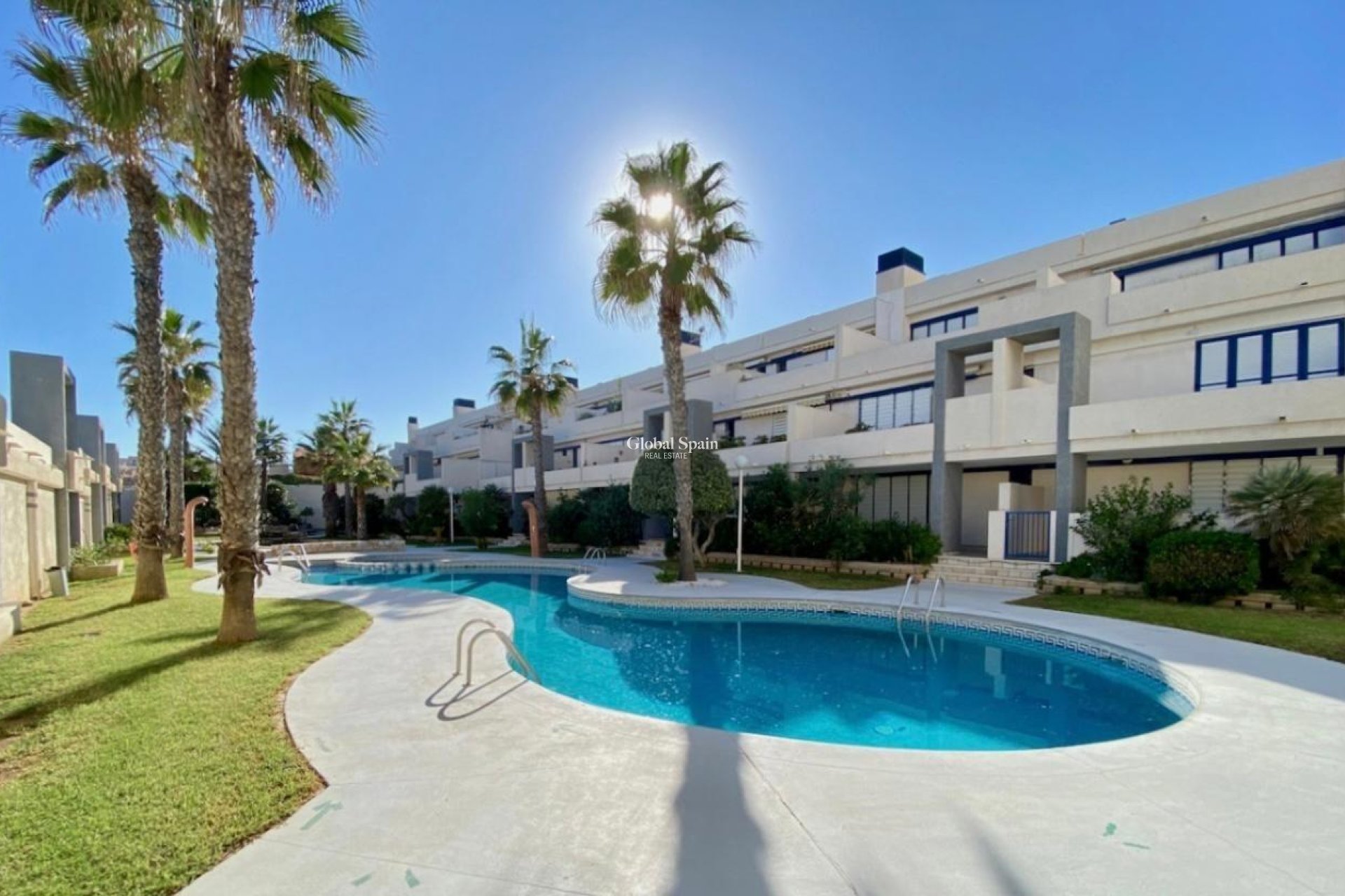 Odsprzedaż - MIESZKANIE -
TORREVIEJA - La Mata