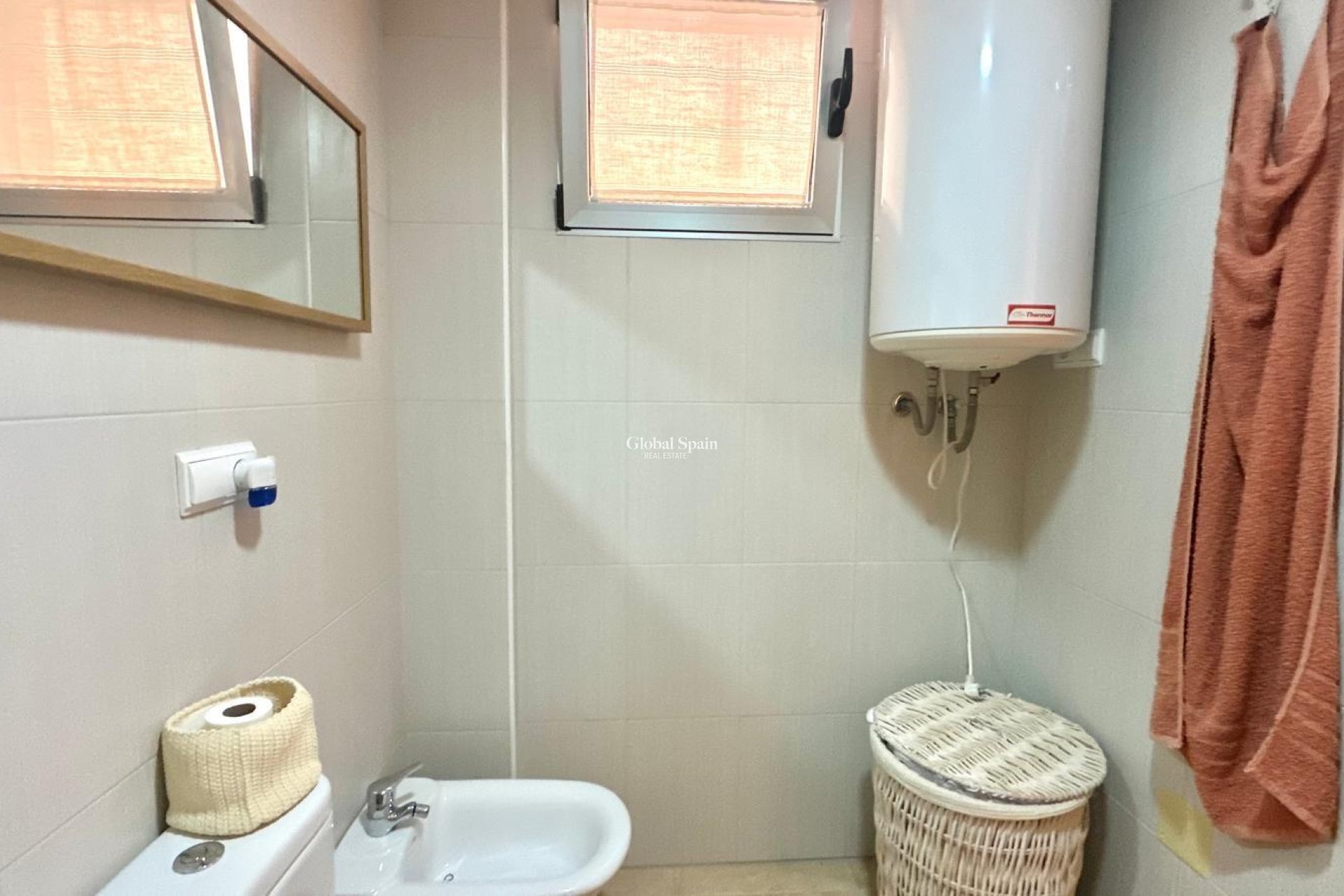 Odsprzedaż - MIESZKANIE -
TORREVIEJA - La Mata