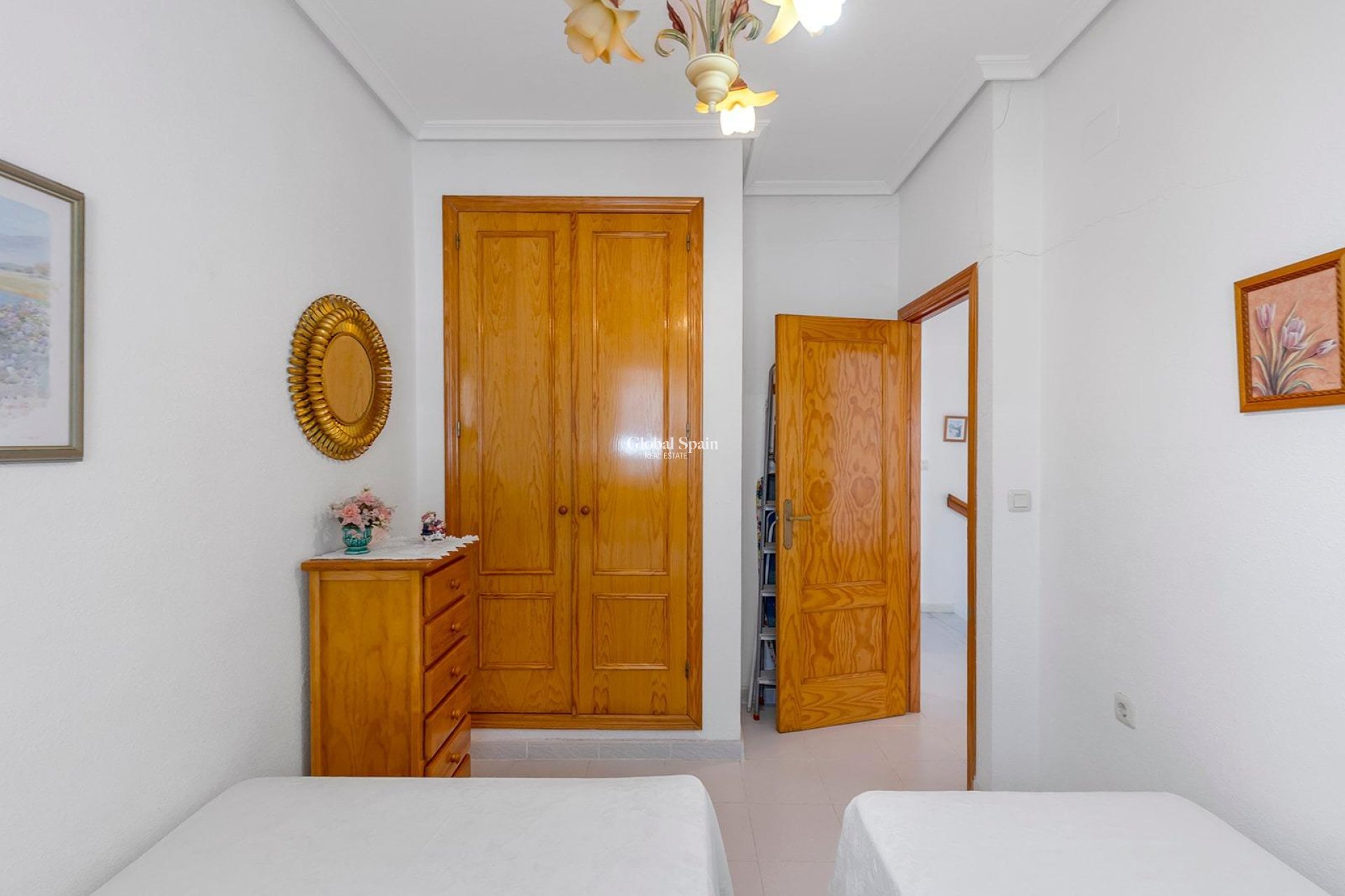 Odsprzedaż - MIESZKANIE -
TORREVIEJA - La Mata