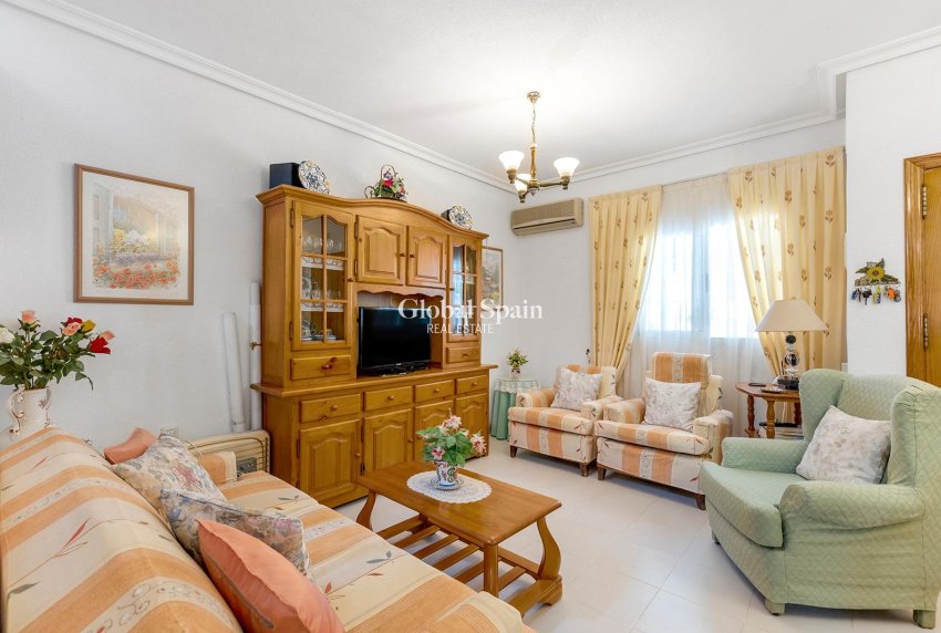 Odsprzedaż - MIESZKANIE -
TORREVIEJA - La Mata