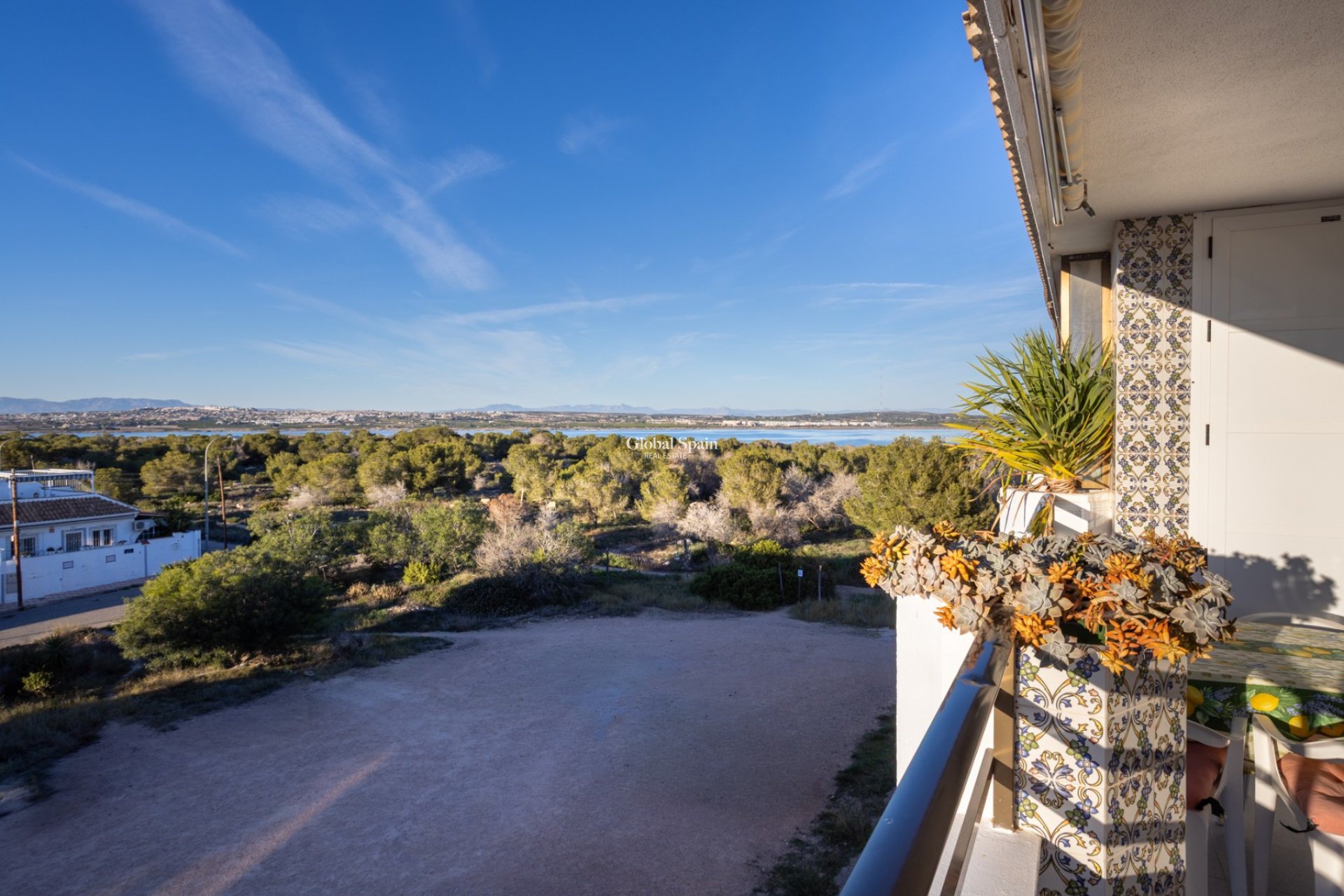 Odsprzedaż - MIESZKANIE -
TORREVIEJA - La Siesta