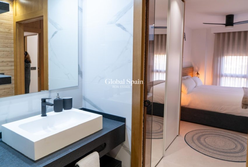 Odsprzedaż - MIESZKANIE -
TORREVIEJA - La Veleta