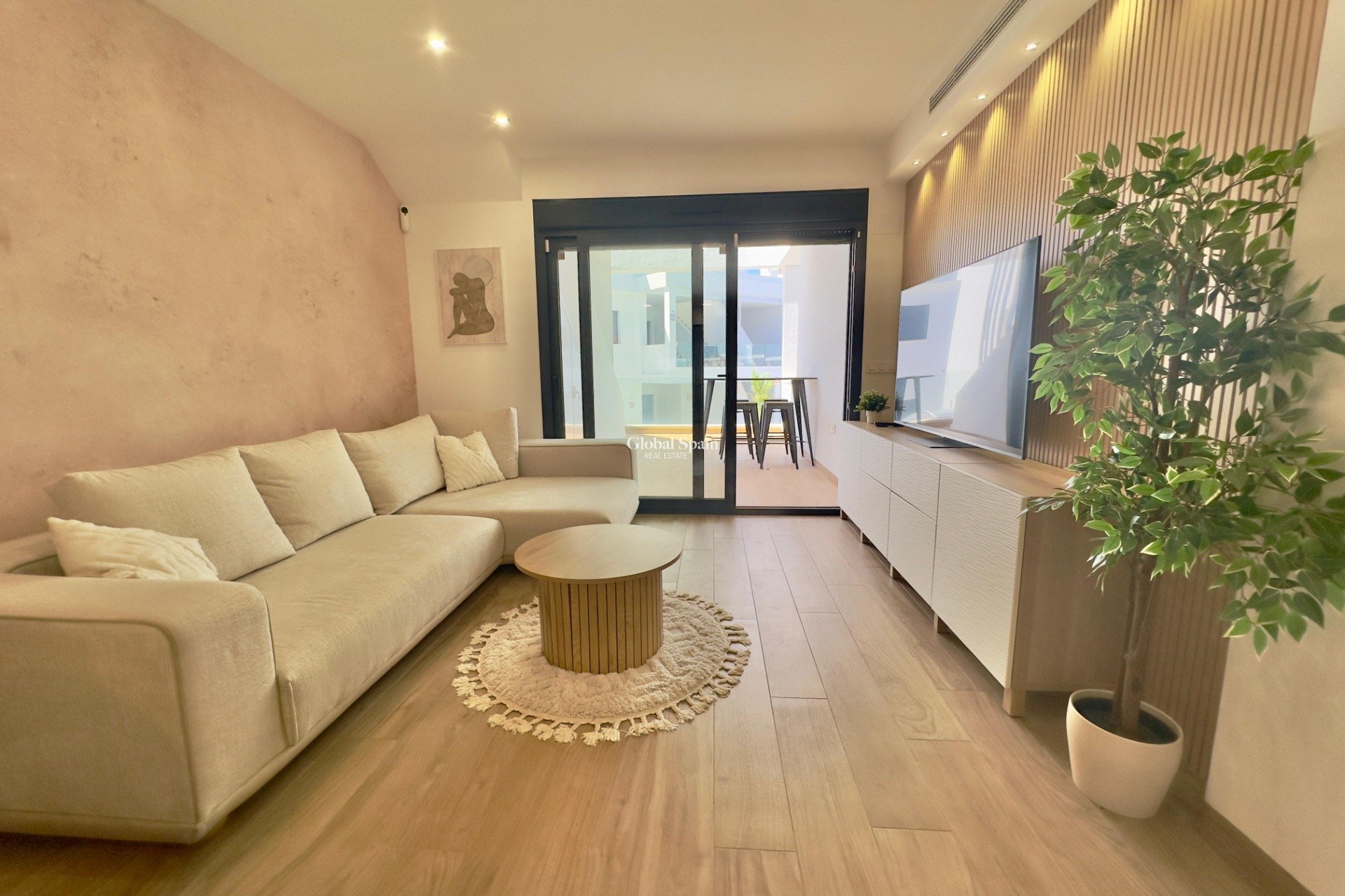 Odsprzedaż - MIESZKANIE -
TORREVIEJA - LOS BALCONES - LOS ALTOS