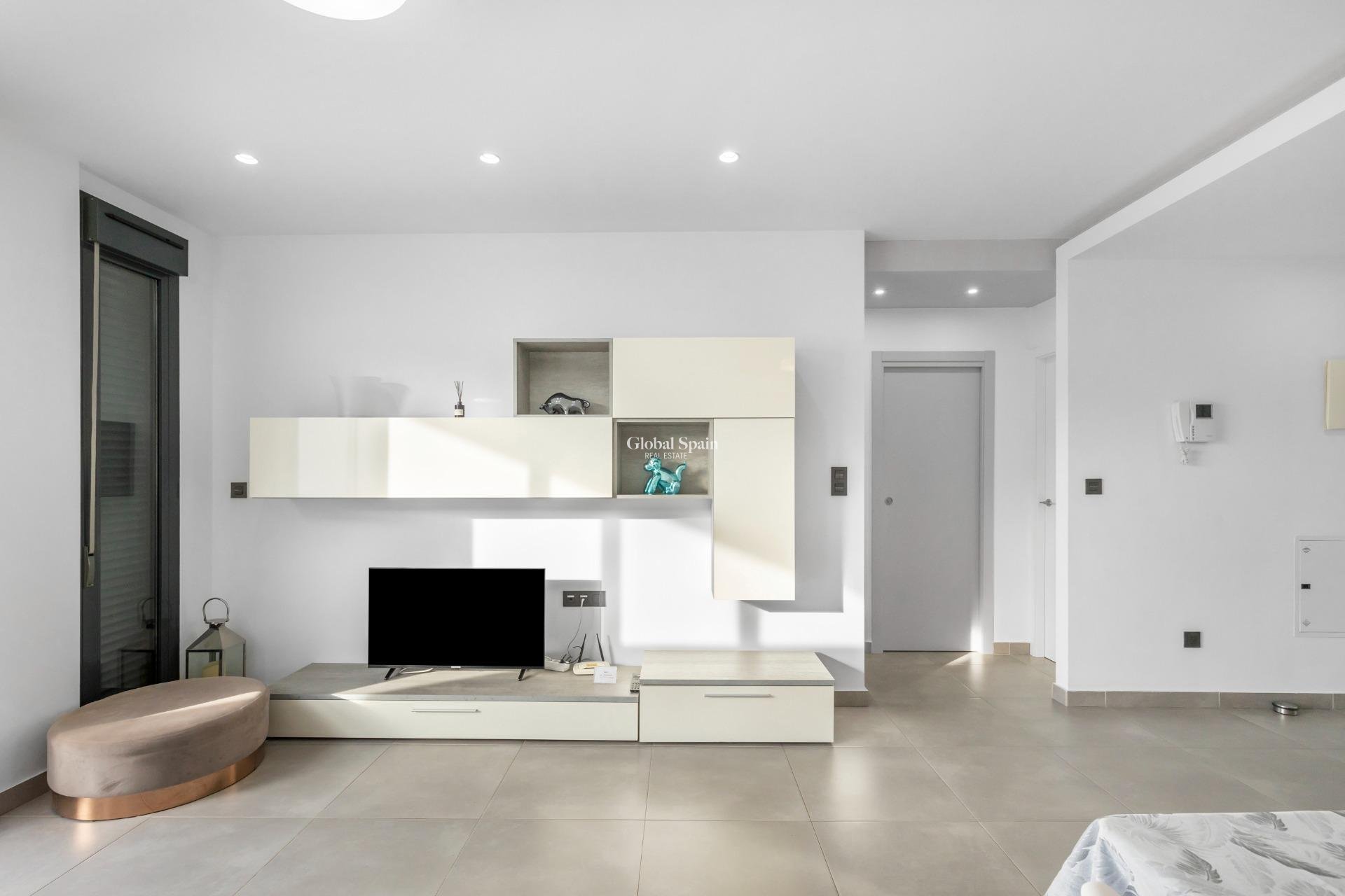 Odsprzedaż - MIESZKANIE -
TORREVIEJA - LOS BALCONES - LOS ALTOS