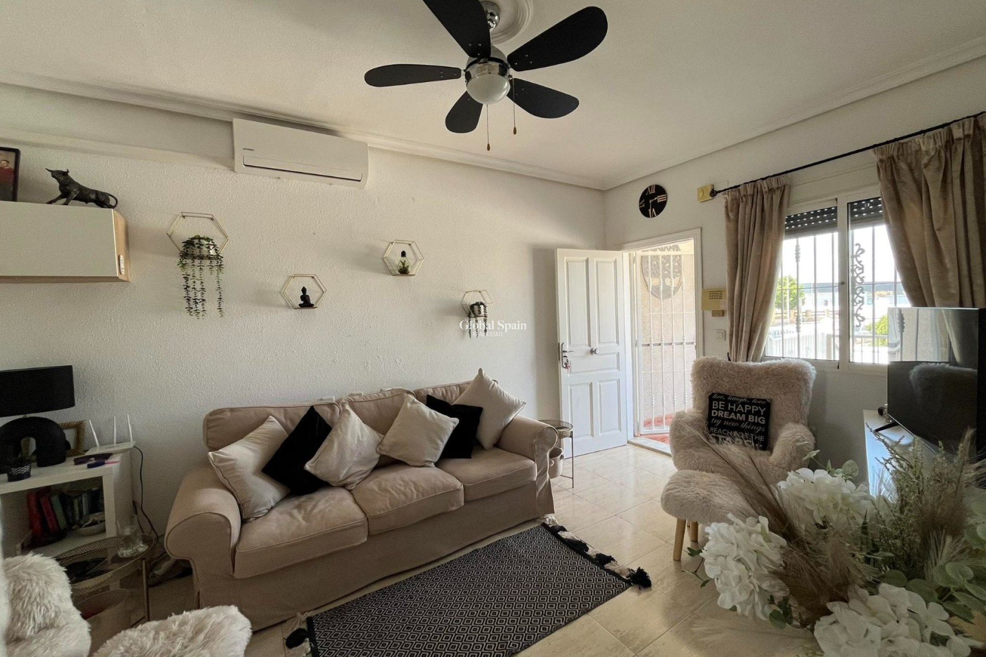 Odsprzedaż - MIESZKANIE -
TORREVIEJA - LOS BALCONES - LOS ALTOS