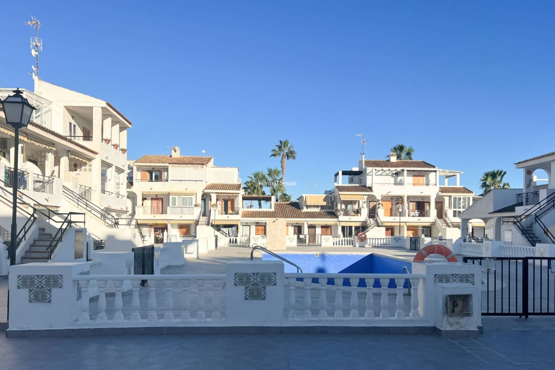 Odsprzedaż - MIESZKANIE -
TORREVIEJA - Los Frutales