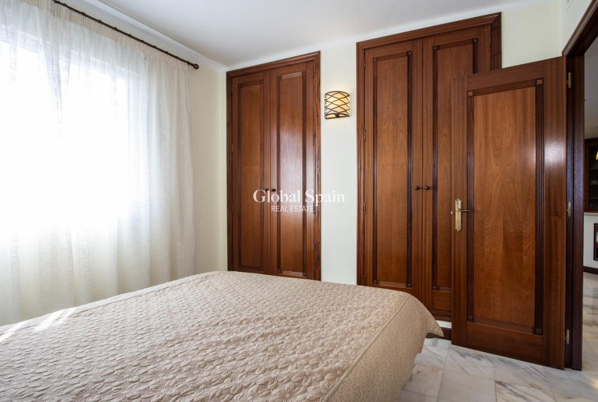 Odsprzedaż - MIESZKANIE -
TORREVIEJA - Los Frutales