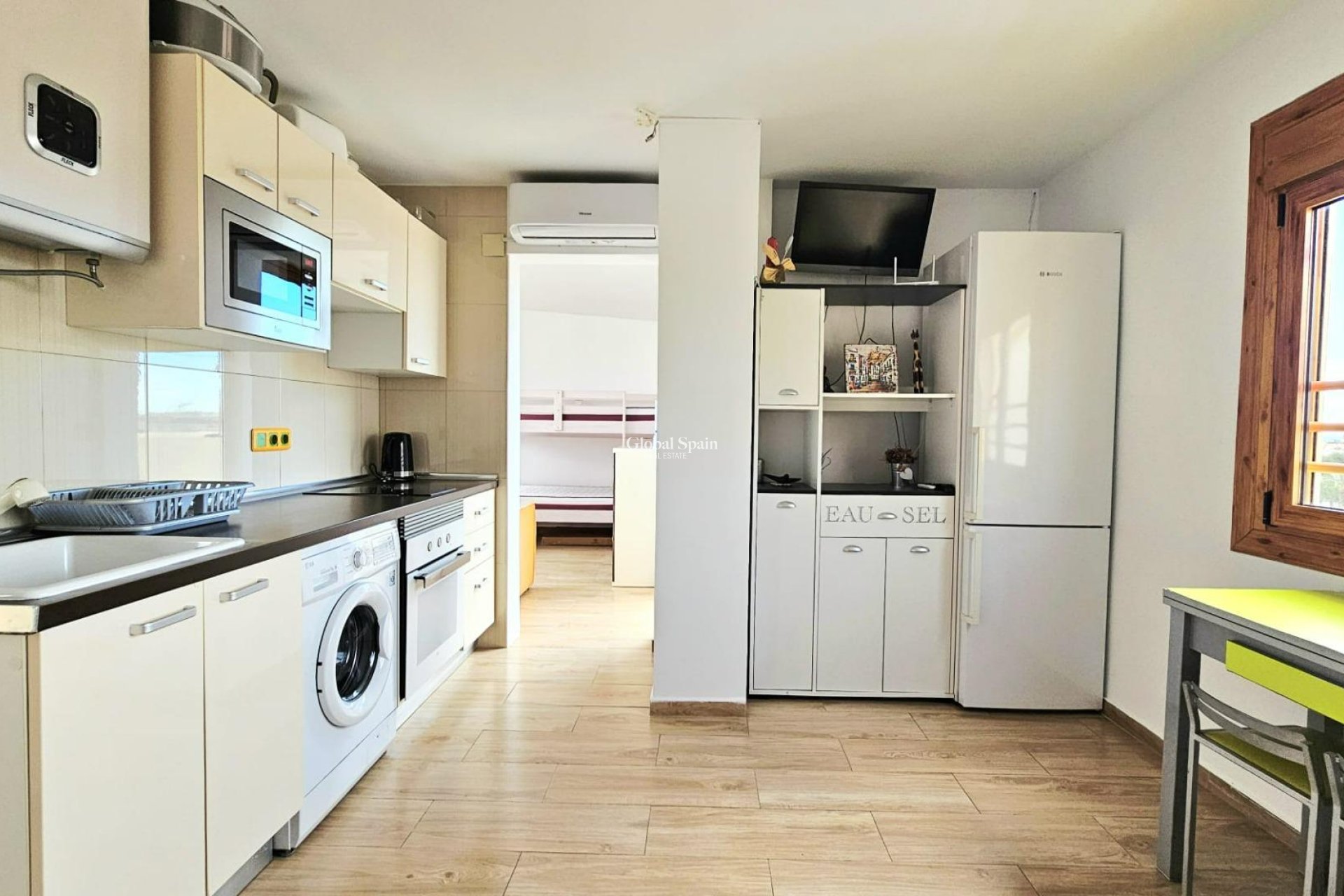 Odsprzedaż - MIESZKANIE -
TORREVIEJA - Nueva Torrevieja