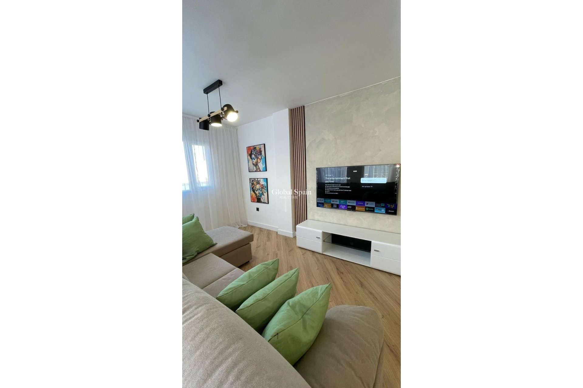 Odsprzedaż - MIESZKANIE -
TORREVIEJA - Parque de las Naciones