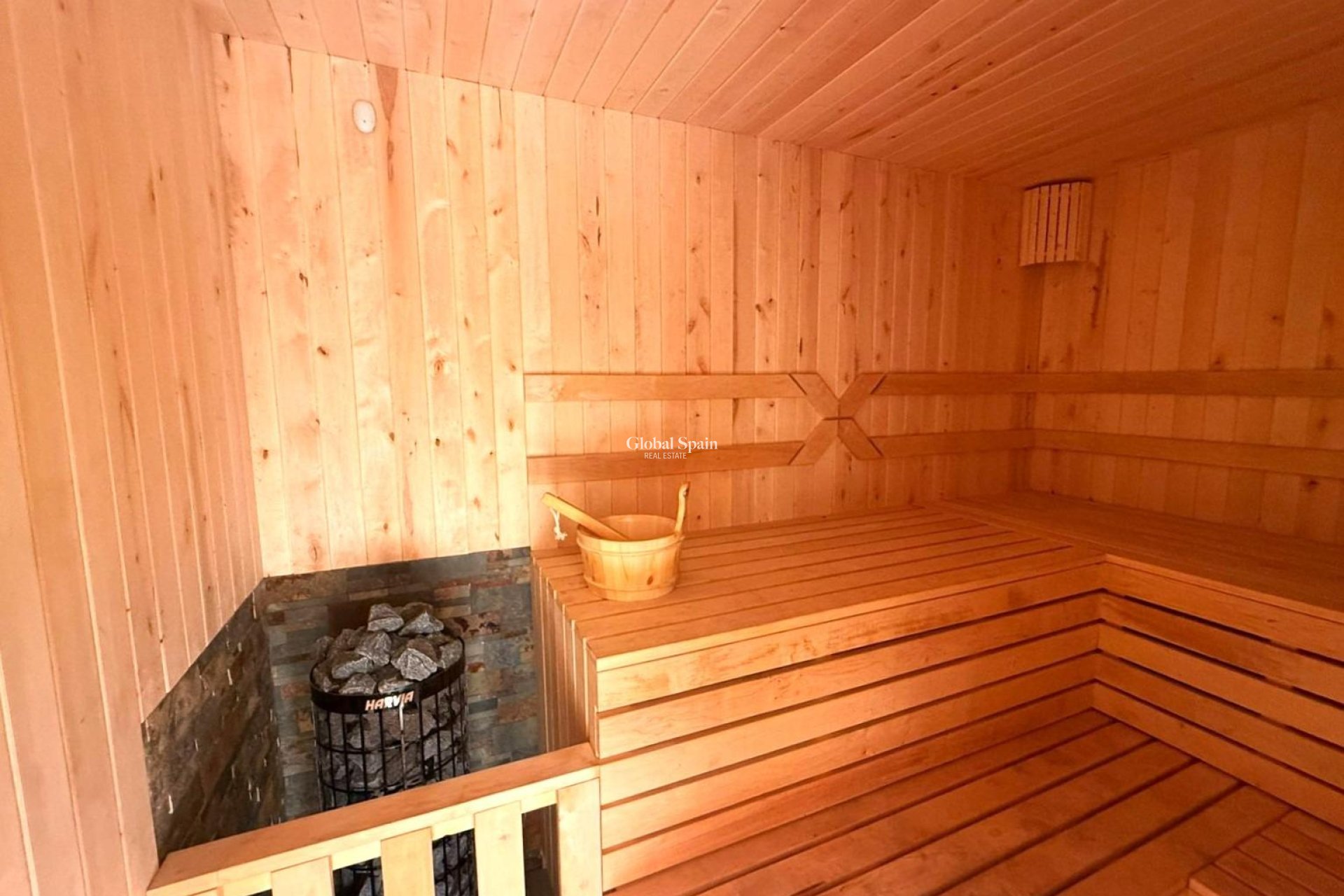 Odsprzedaż - MIESZKANIE -
TORREVIEJA - Parque de las Naciones