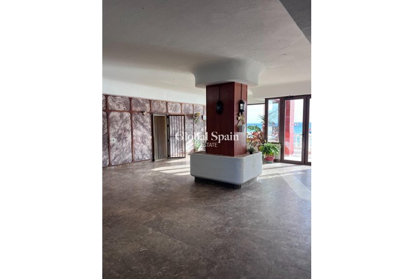 Odsprzedaż - MIESZKANIE -
TORREVIEJA - Playa de los Locos