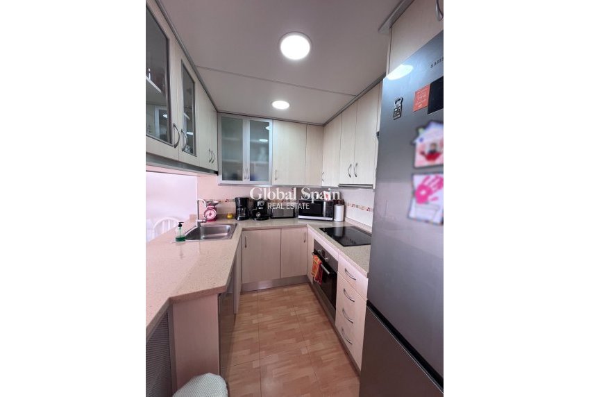 Odsprzedaż - MIESZKANIE -
TORREVIEJA - Playa de los Locos