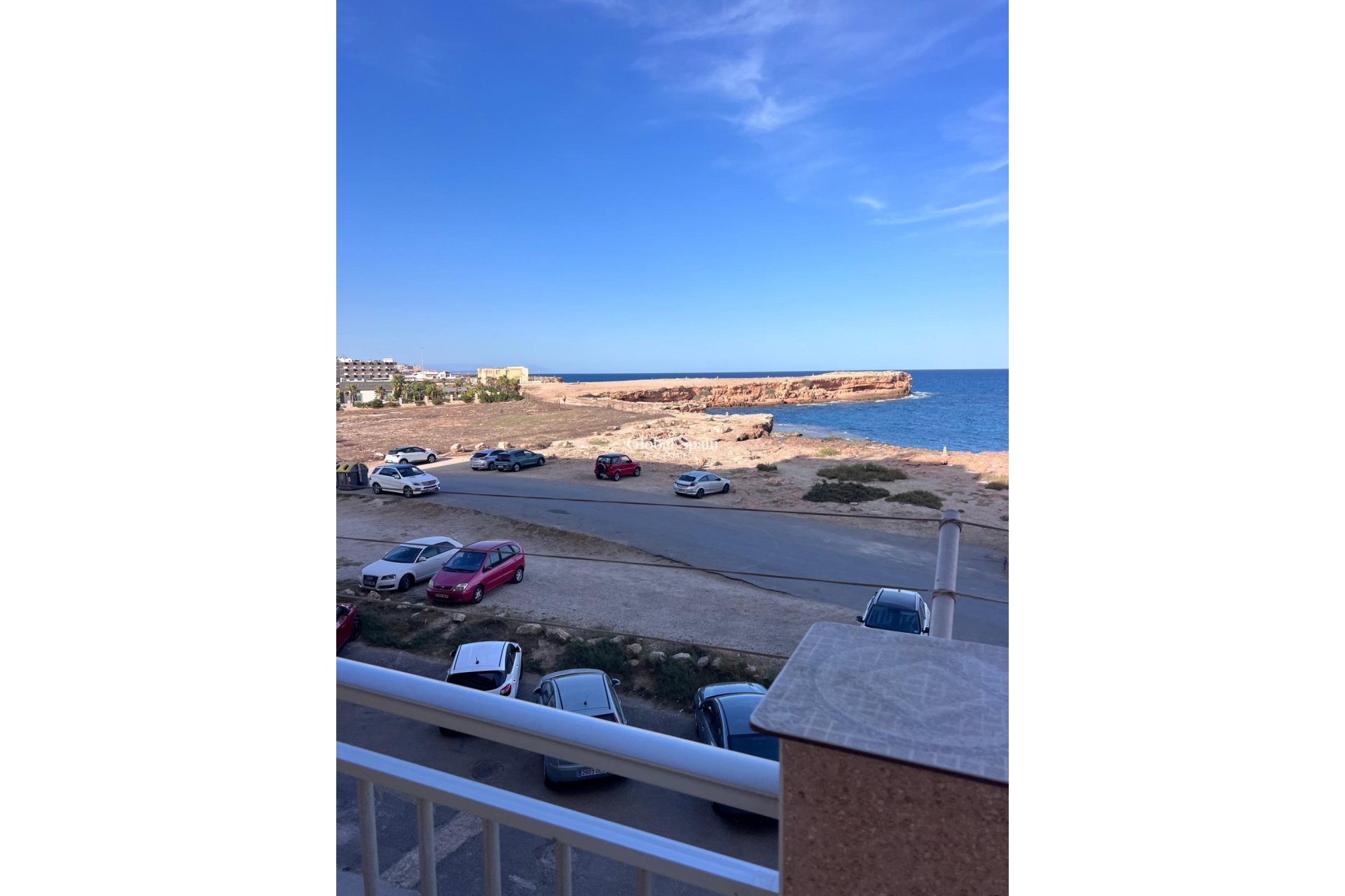 Odsprzedaż - MIESZKANIE -
TORREVIEJA - Playa de los Locos