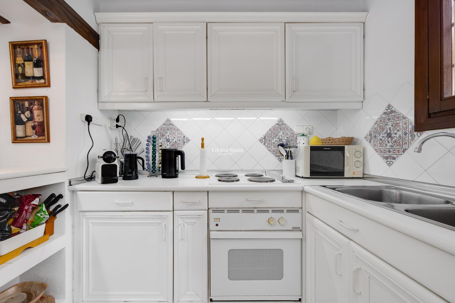 Odsprzedaż - MIESZKANIE -
TORREVIEJA - Playa de los Locos