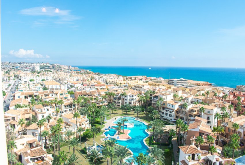 Odsprzedaż - MIESZKANIE -
TORREVIEJA - Playa de los Locos