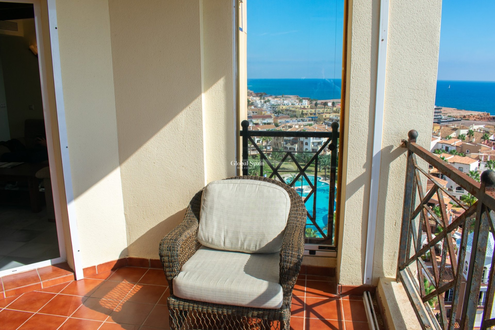 Odsprzedaż - MIESZKANIE -
TORREVIEJA - Playa de los Locos